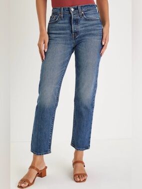 Levi's Wedgie Straight Jeans in Medium Wash-Size 24